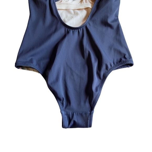 Kona Sol One Piece Swimsuit Women’s S Gray Ribbed Tropical Floral Palm Leaf - Picture 8 of 11